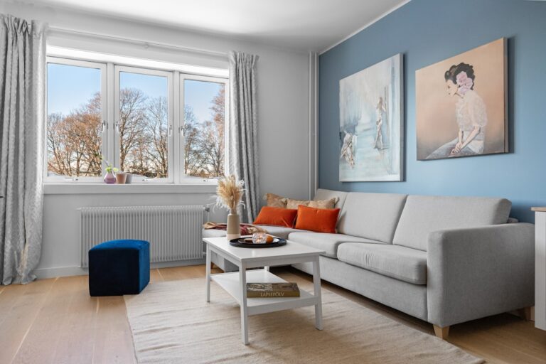 How to Choose the Perfect Wall Art for Your Home
